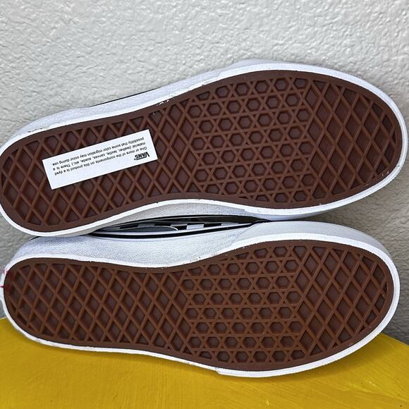 Vans Boy's Ward Flame Checker White Skate Shoes Youth Size 4 - Picture 12 of 14